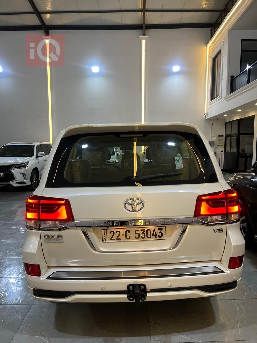 تويوتا لاندكروزر